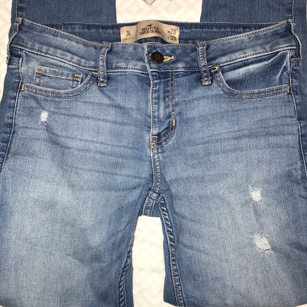 Hollister Distressed jeans